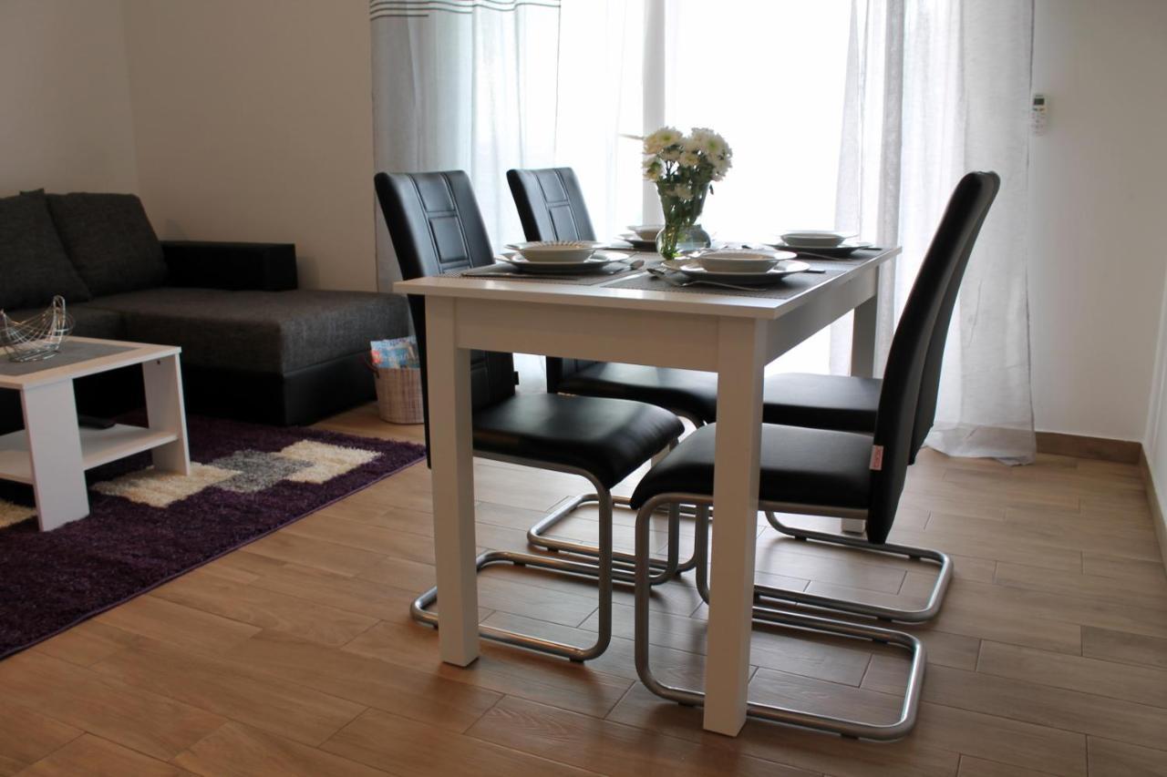 Apartment Podaca 15475A Buitenkant foto
